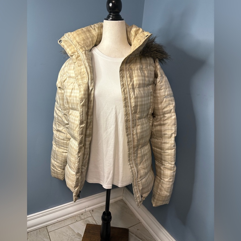 Columbia Beige Plaid Puffer Jacket with Faux Fur Hood